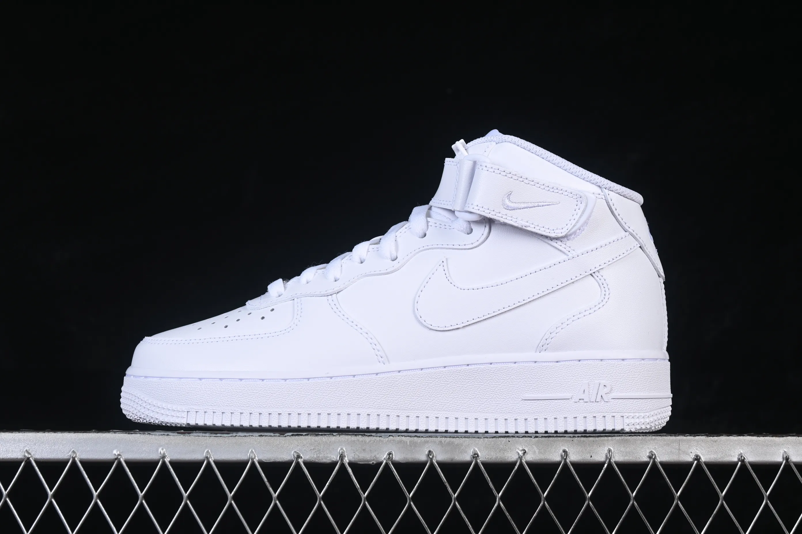 All categories Nk Air Force 1 Air Force series Nk Air Force 1 Mid Air Force mid-top Nike Air Force 1'07 Mid all white Air Force 1 mid-top casual sneakers CW2289-111